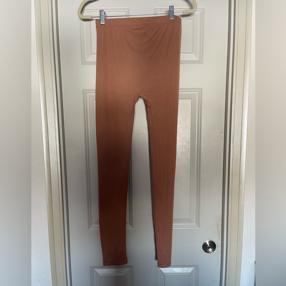 Vera Moda Ribbed Leggings - Picture 4 of 4